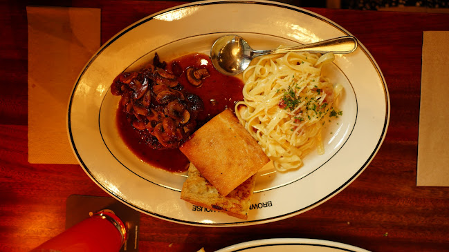 259 Northfield Dr E, Waterloo, ON N2K 0G5