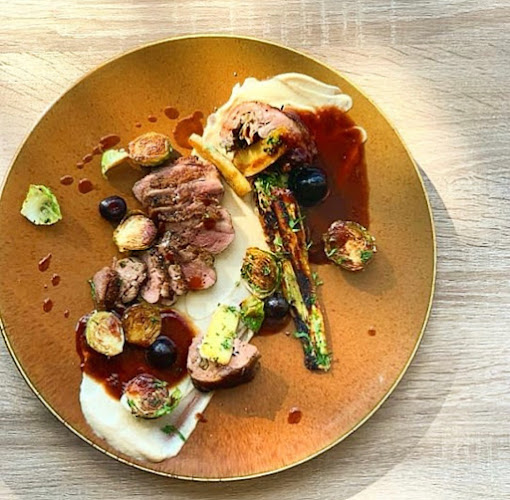 Opinii despre Pizzeria Via Napoli în Etobicoke - Hospitality and gastronomy