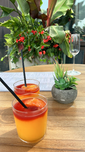 Comentarii opinii despre JOEY Yorkdale