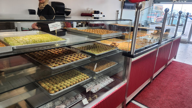Crown Pastries - Mississauga