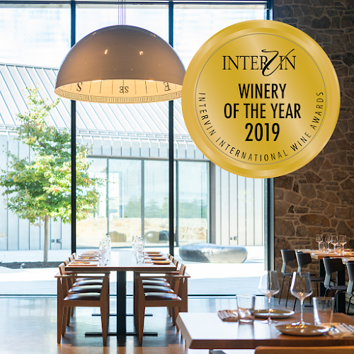 5445 Lakeshore Rd, Kelowna, BC V1W 4S5