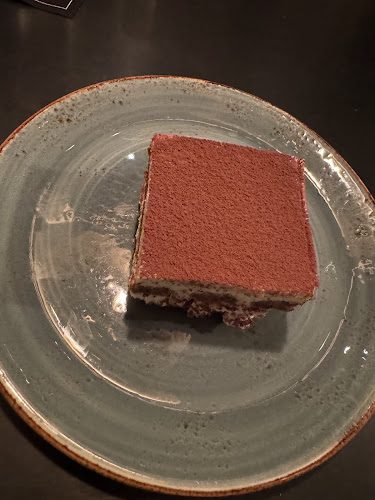 1115 Alberni St #3F, Vancouver, BC V6E 1A5