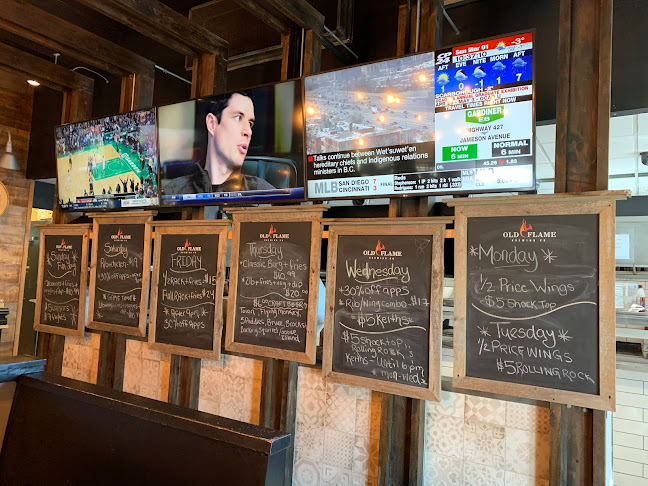 1608 Dundas St E, Whitby, ON L1N 2K8