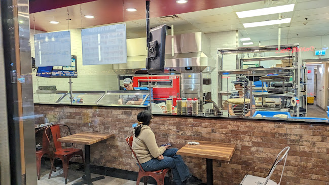 Comentarii opinii despre Domino's Pizza