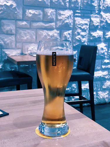 Moxies Davie Restaurant