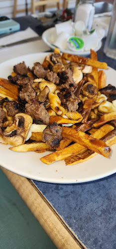 Opinii despre Chilliwack Husky House Restaurant în Chilliwack - Hospitality and gastronomy