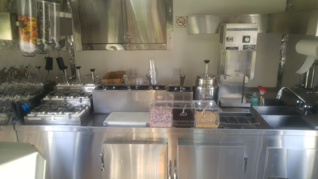 Mega Cone Creamery / Ice cream truck | Mobile Caterer : London, Ontario