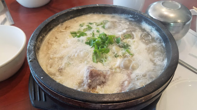 Meat table 육첩반상 (Hwaro Korean BBQ) - Hospitality and gastronomy