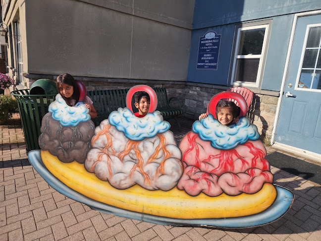 The Ice Cream Shoppe - Hospitality and gastronomy