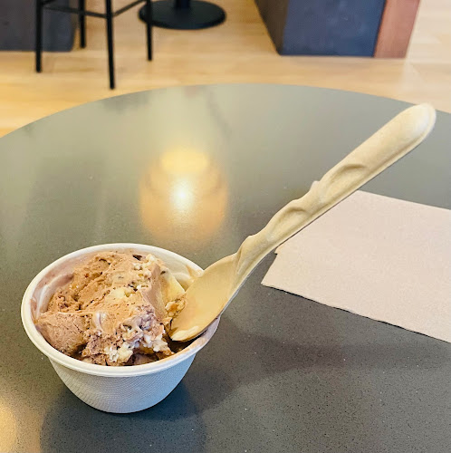 33660 South Fraser Way, Abbotsford, BC V2S 2B9