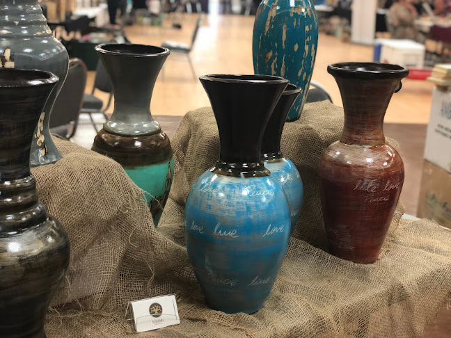 Comentarii opinii despre Lacombe Market