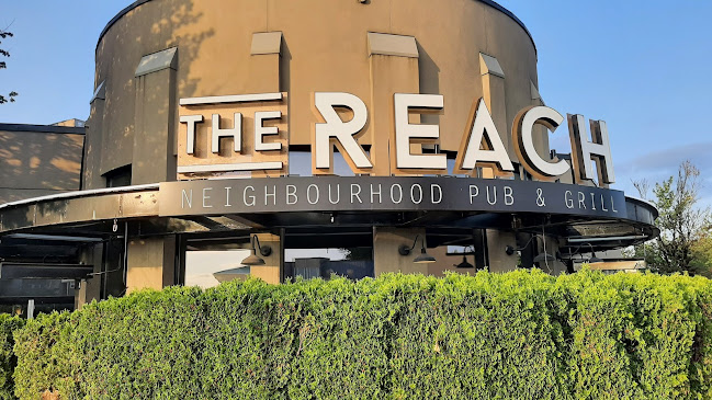 The Reach Neighbourhood Pub & Grill