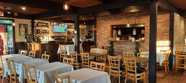 Rustico Kitchen And Bar - Hospitality and gastronomy