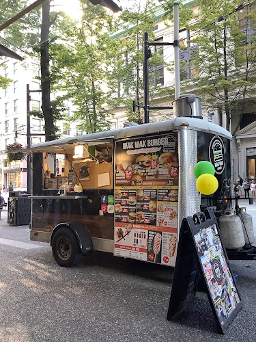 Comentarii opinii despre Wakwak Burger