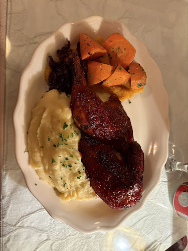 Resto Gare And Train Bar Bistro - Winnipeg