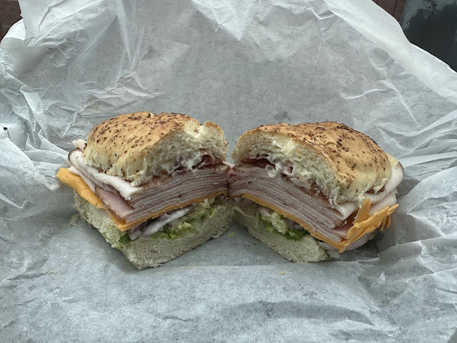 Cheryl's Deli & Subs - Niagara Falls