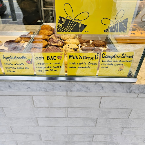 Comentarii opinii despre The Night Baker - College