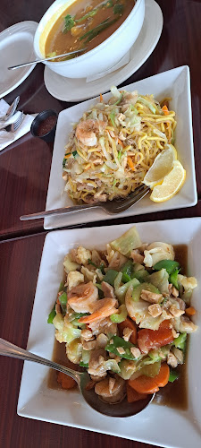 Max's Restaurant Toronto, Cuisine of the Philippines - Hospitality and gastronomy