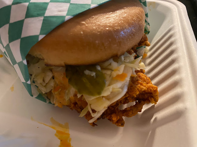 Opinii despre Christo's Pizza & Burgers în Sarnia - Hospitality and gastronomy