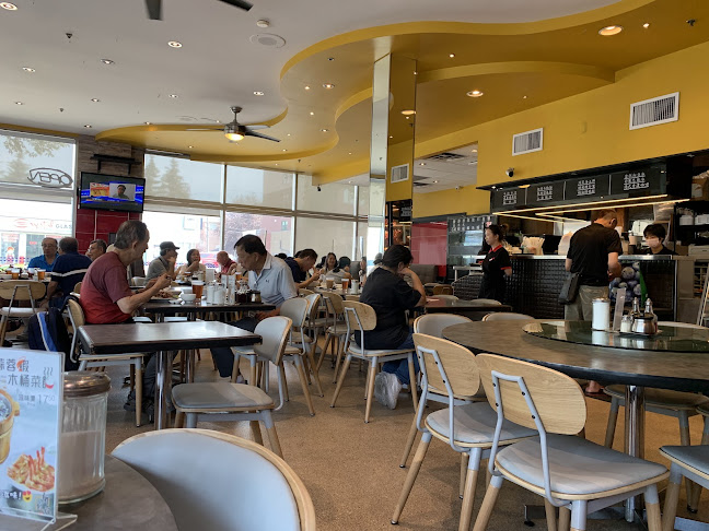 Sun's BBQ Restaurant - Hospitality and gastronomy