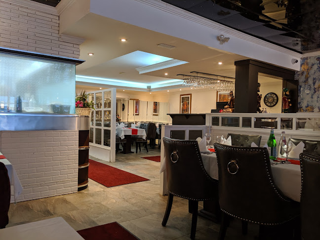 263 Lakeshore Rd E, Oakville, ON L6J 1H9