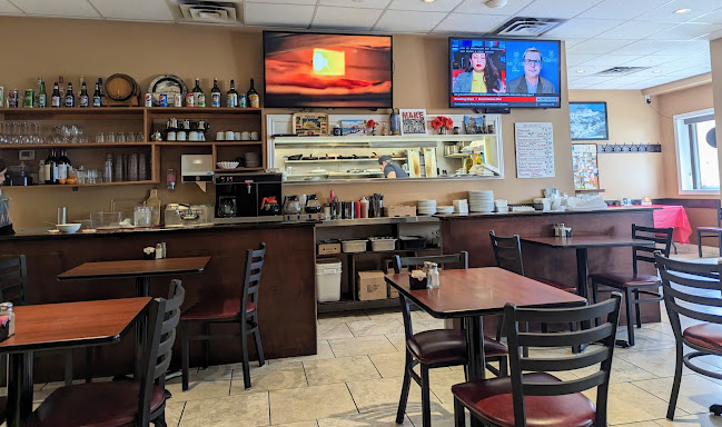 1657 College Ave, Windsor, ON N9B 1M2