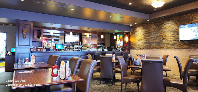 Opinii despre Ricky's All Day Grill - 170th Holiday Inn în Edmonton - Hospitality and gastronomy