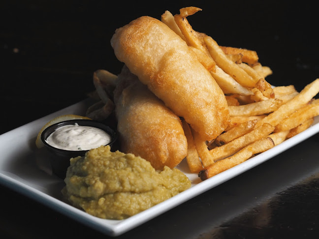 The Raven Pub - North Vancouver