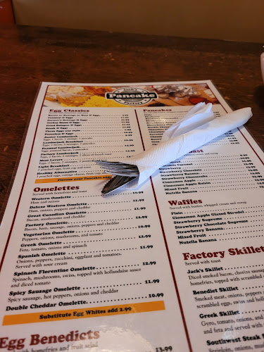 222 Mapleview Dr W #7, Barrie, ON L4N 9E7