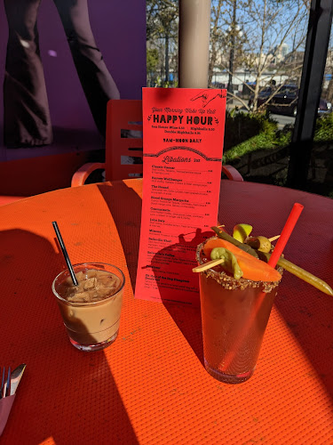 Belleville's - Victoria