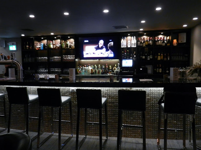 Opinii despre Eight Zero Zero Resto Lounge în Cornwall - Hospitality and gastronomy