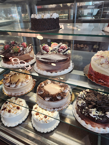 Cosenza Bakery - Woodbridge