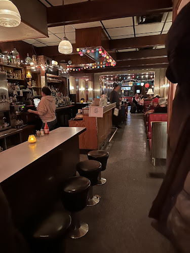 Opinii despre Skyline Restaurant în Toronto - Hospitality and gastronomy