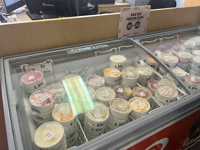 8262 Manitoba St, Vancouver, BC V5X 3A2