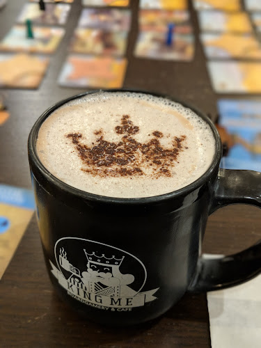 Comentarii opinii despre King Me Boardgamery and Cafe