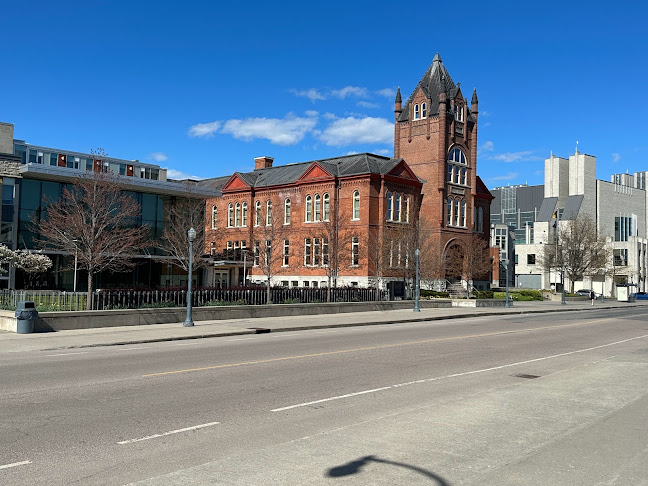 101 Union St, Kingston, ON K7L 2N9