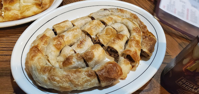 Opinii despre Berina's Specialty Grill & Restaurant în Mississauga - Hospitality and gastronomy