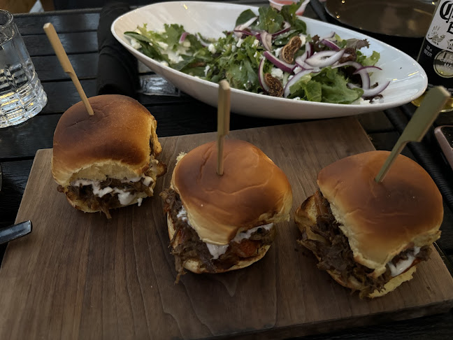 Back to Brooklyn Restaurant - Ottawa