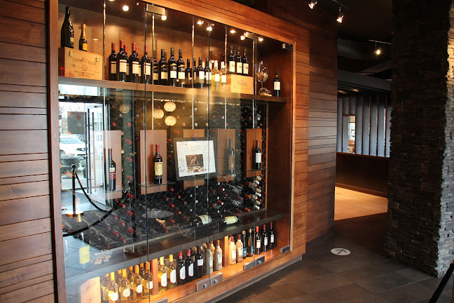 Comentarii opinii despre Mano's Restaurant & Lounge