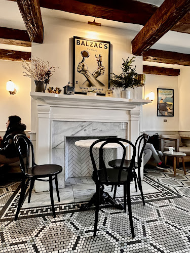 10499 Islington Ave, Kleinburg, ON L0J 1C0