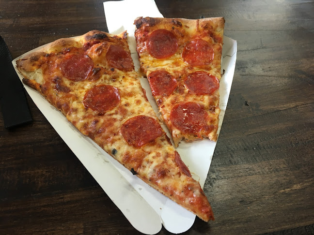 Comentarii opinii despre Yummy Pizza and Shawarma