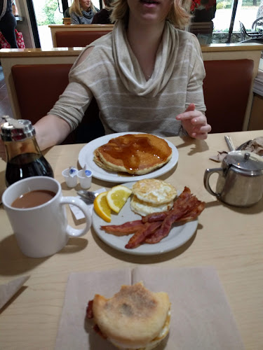 126 Douglas St, Victoria, BC V8V 2N9