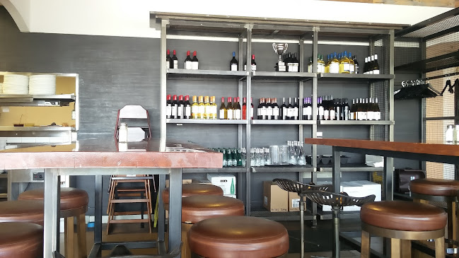 6986 Financial Dr unit #6, Mississauga, ON L5N 8J4