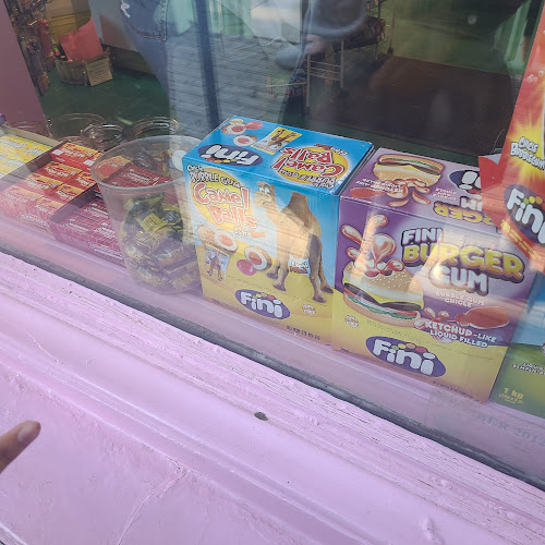 Comentarii opinii despre Dessart Sweets Ice Cream & Candy Store