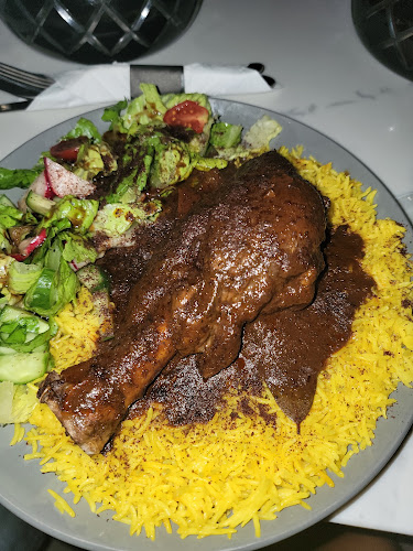 Living Room Hookah Lounge - Hospitality and gastronomy