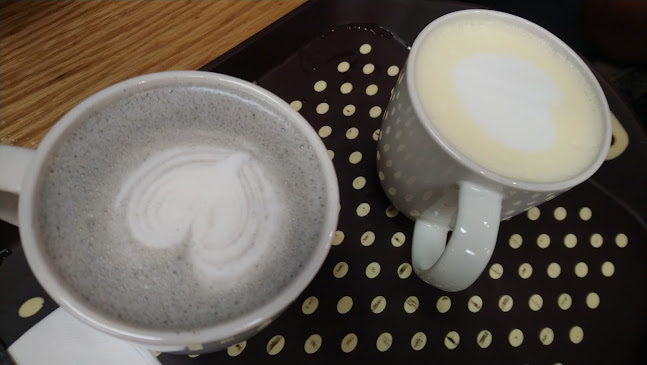 Snowday Bingsu Cafe - Hospitality and gastronomy