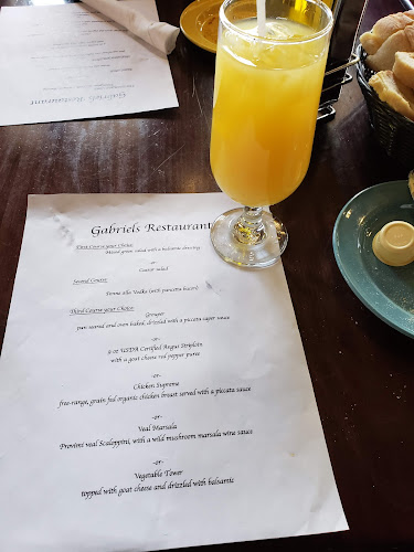 Opinii despre Gabriel's Restaurant în Mississauga - Hospitality and gastronomy