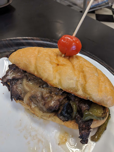 Opinii despre Deli City Cafe & Catering în Kelowna - Hospitality and gastronomy