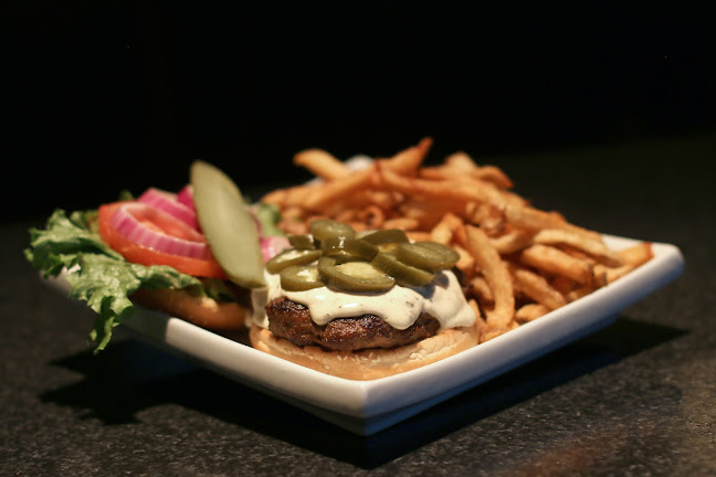 Comentarii opinii despre Ellen's Bar & Grill