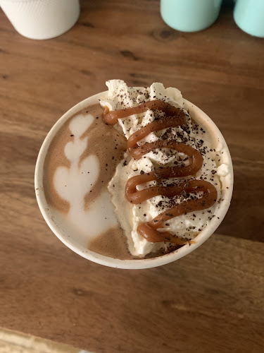 1399 Ellis St, Kelowna, BC V1Y 1Z9